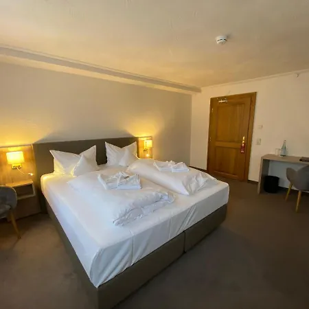 Horchem Hotel-restaurant-cafe-bar מלון 3*