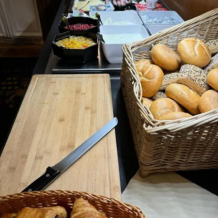 מלון Horchem Hotel-restaurant-cafe-bar