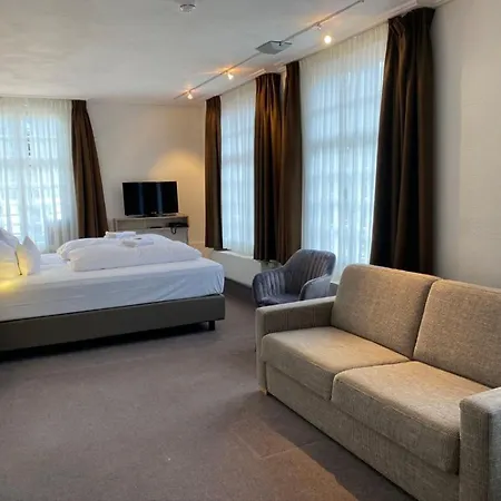 Horchem Hotel-restaurant-café-bar Montjoie