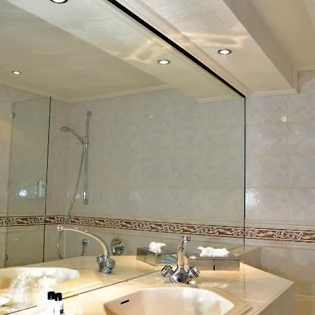 מלון Horchem Hotel-restaurant-cafe-bar 3*