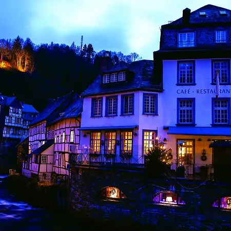 Horchem Hotel-restaurant-cafe-bar מלון