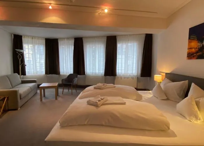 Horchem Hotel-Restaurant-Cafe-Bar